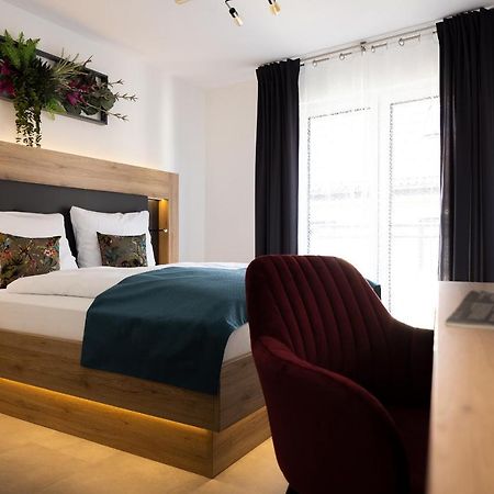 Bed And Breakfast - Homburg Am Main Extérieur photo